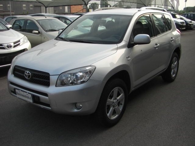 LHD TOYOTA RAV 4
